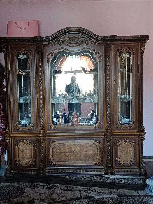 Китайский комод