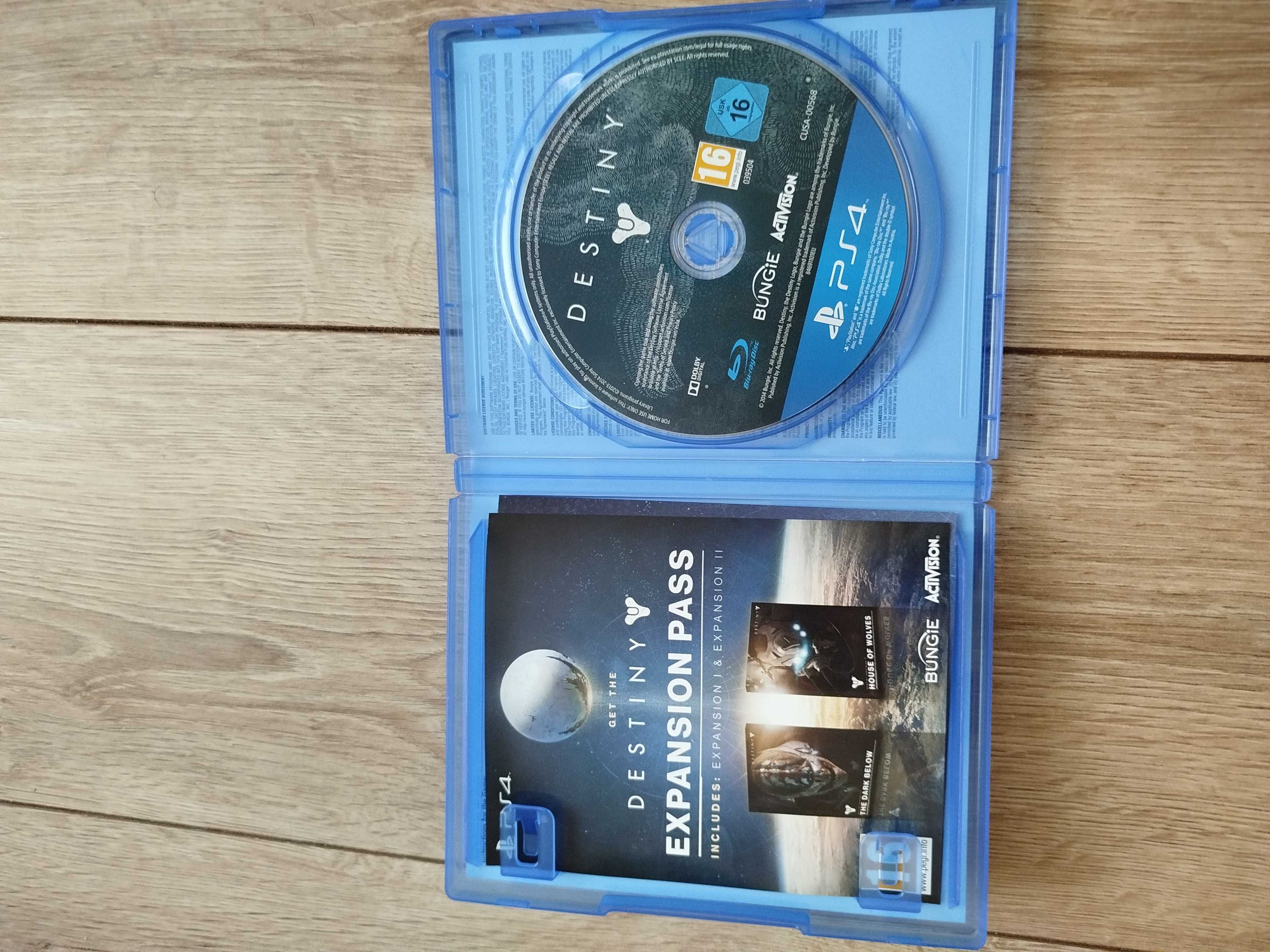 Продавам игра за PS4 Destiny