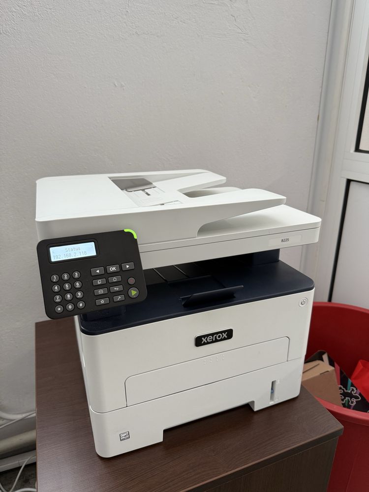 Принтер Xerox B225