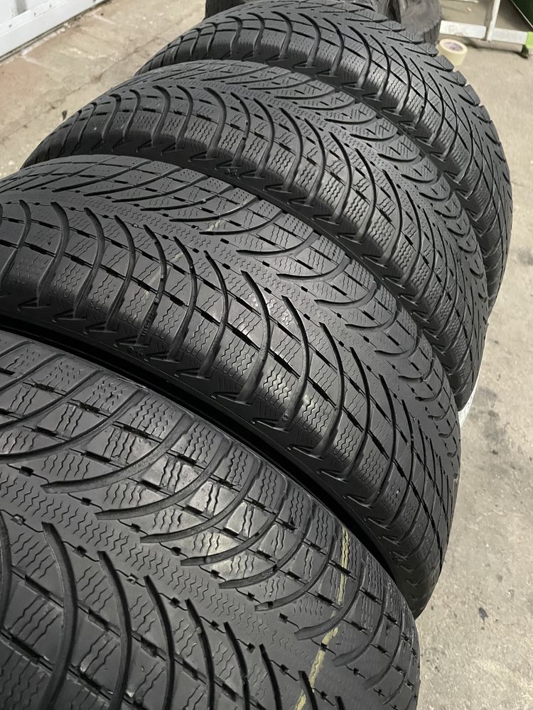 Anvelope 215/70 R16 MICHELIN iarnă ( M+S )