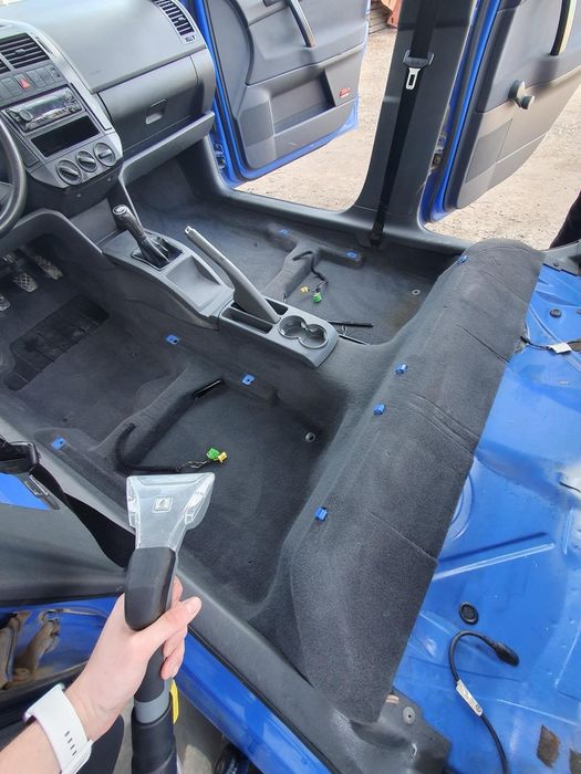 Curățare Auto Profesională-Eliminăm Pete, Mirosuri și Murdării