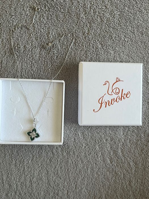 Комплект бижута İnvoke