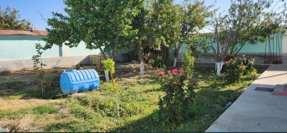 Uy Sotiladi M37 trassa