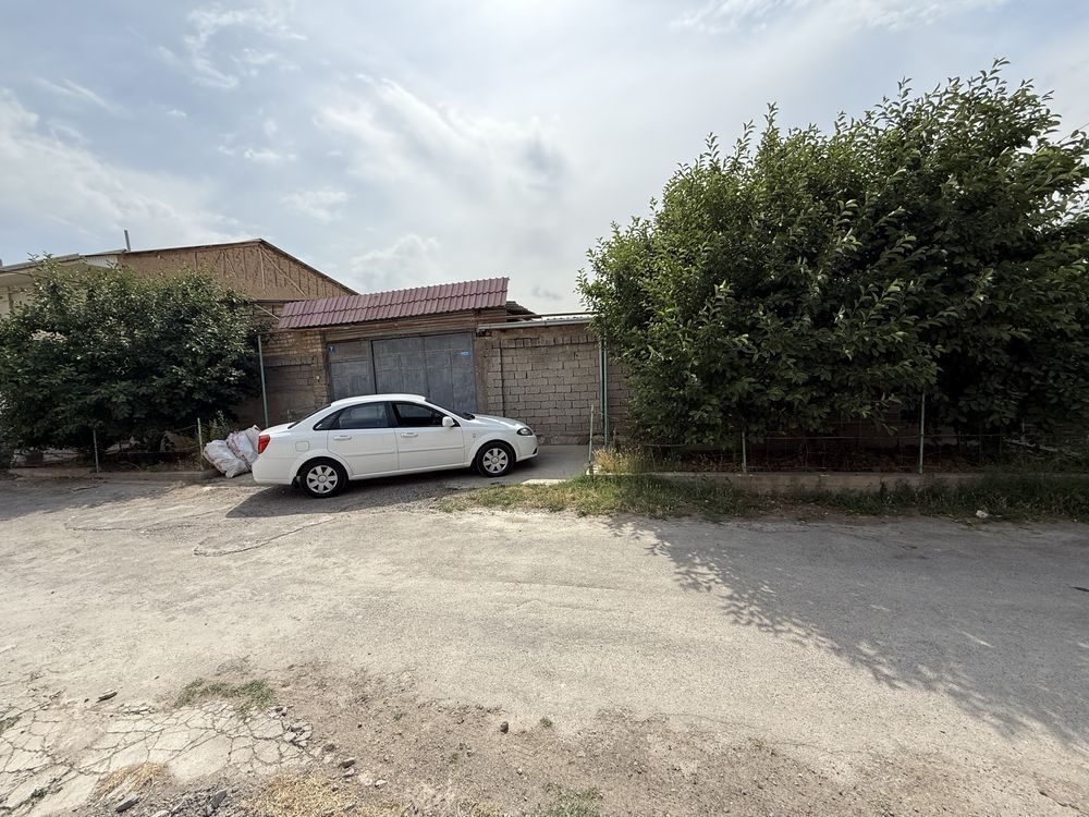 Hovli sotiladi yer hisobida