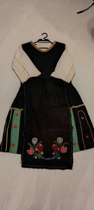 Детска старозагорска носия с опашки