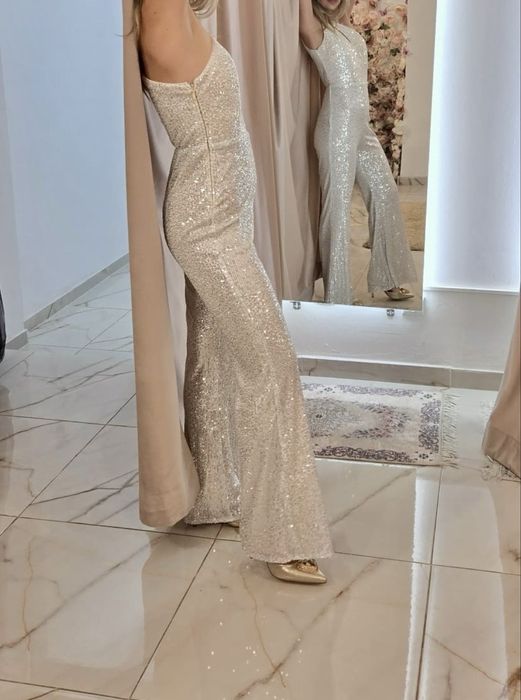 Уникални пайетени гащеризони