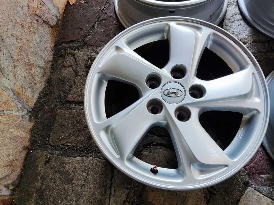 Хюндай 5x114,3 - 16 цoла oригинални лeти джaнти 5х114,3 Hyundai