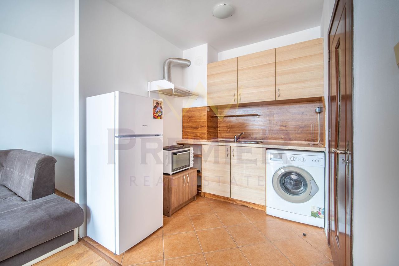 Продава се Двустаен апартамент в Варна, Конфуто - 58 кв.м за 2500 €/кв.м - Снимка #1