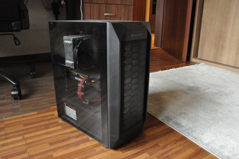 !Запазен! геймърски компютър [2.5 TB; 16 ram]