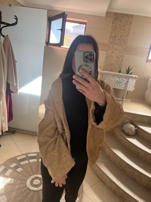 Златисто  якенце