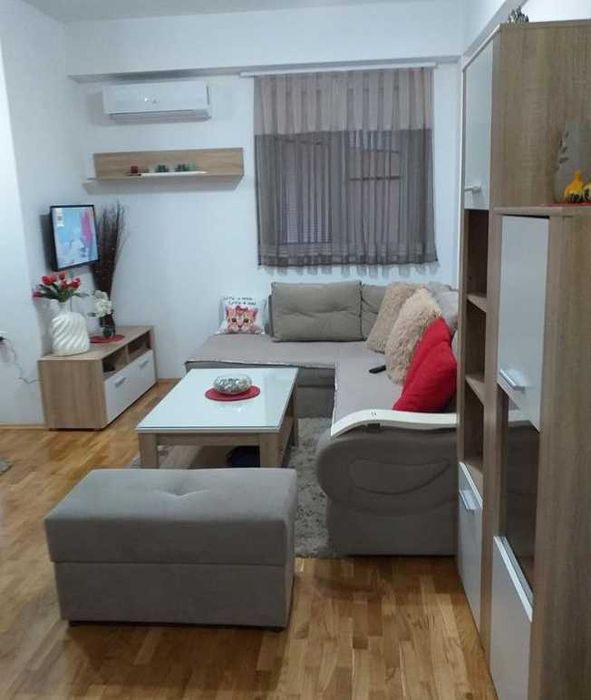 Дава се под наем Тристаен апартамент в Пловдив, Западен - 81 кв.м за 357 € - Снимка #2