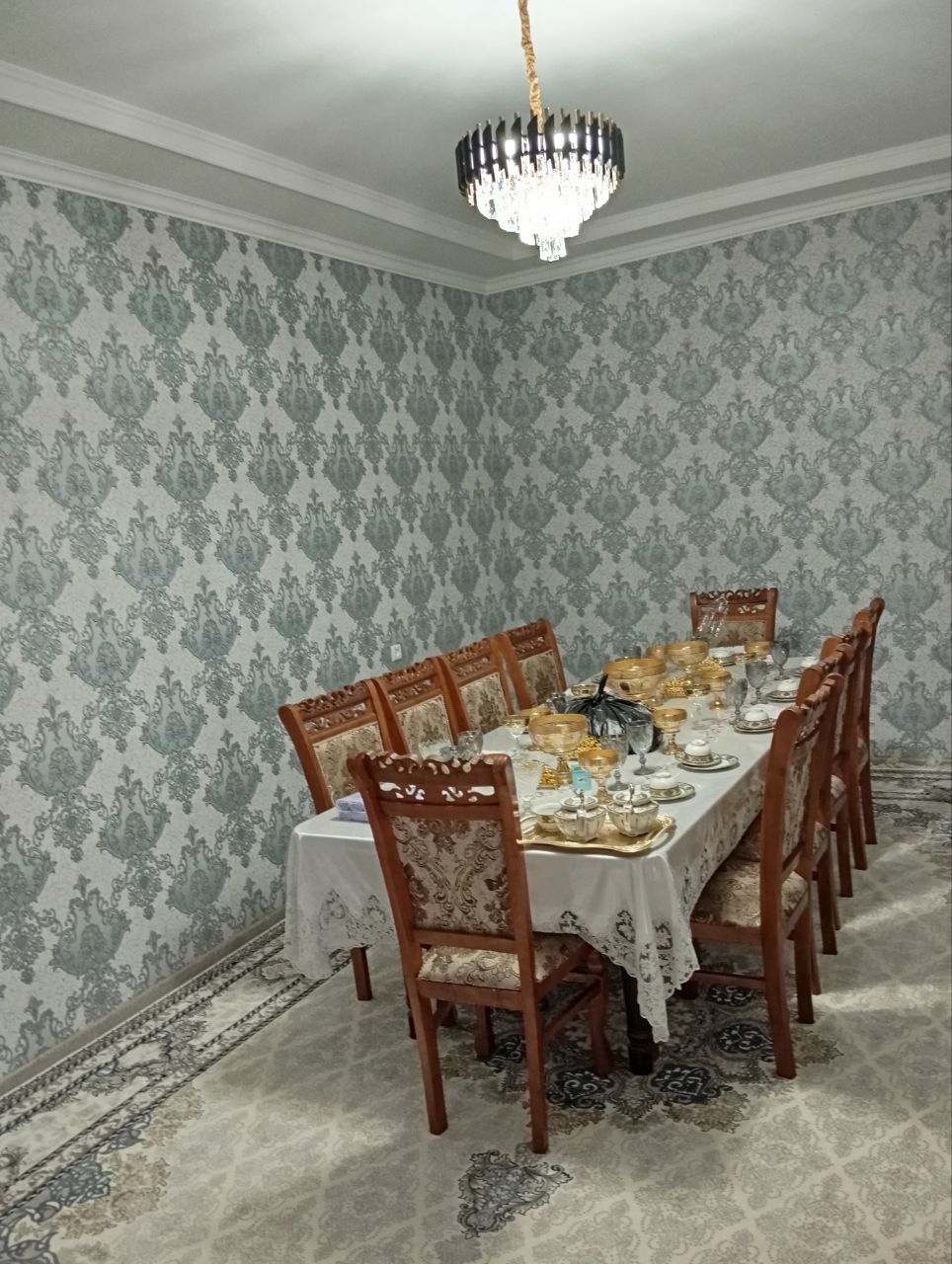 Уй сотилади срочно