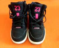 Adidasi Jordan 28(17 cm)