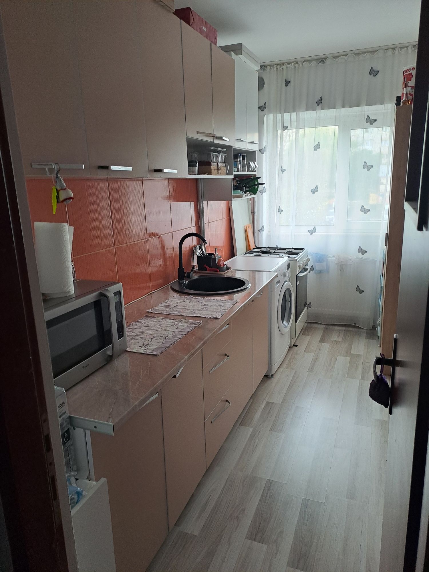 Vând garsoniera gavana3 et1/4cf1