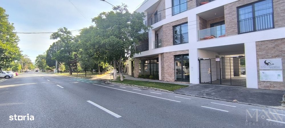 Spatiu comercial premium | De Inchiriat | Bloc verde, Cantemir
