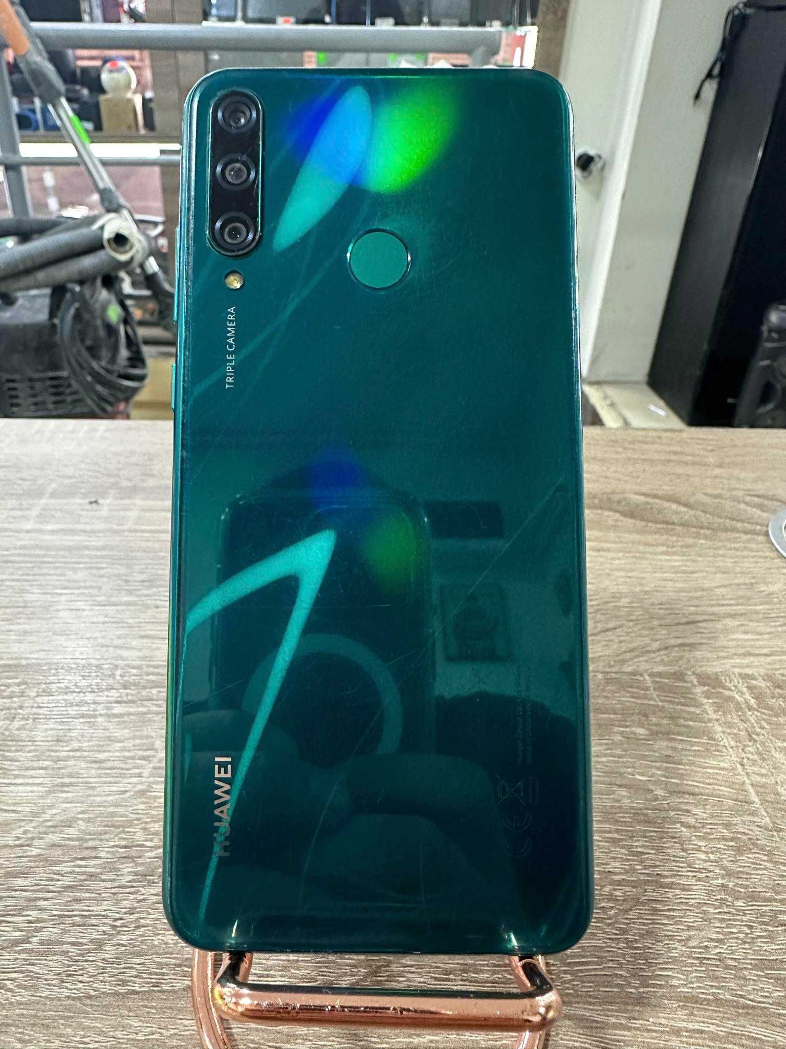 Продавам Мобилен Телефон Huawei Y6P