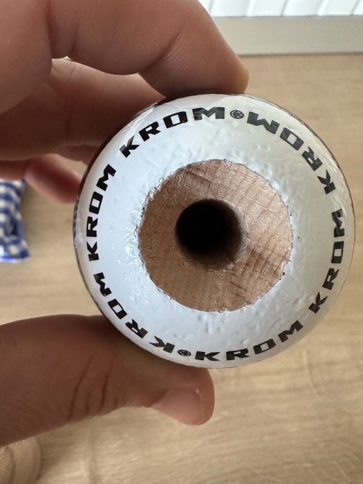 Kendama krom pop rubber