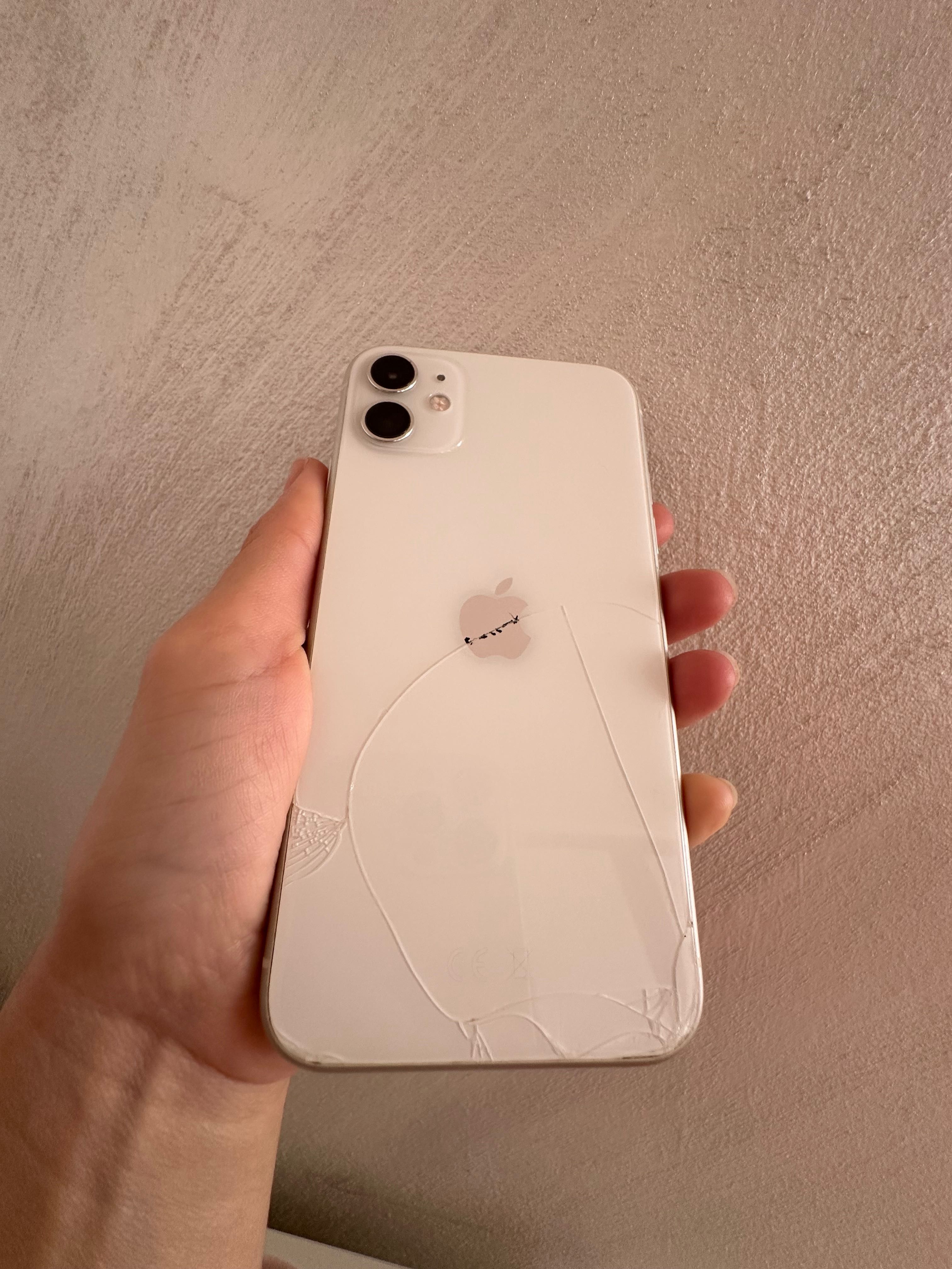 IPhone 11 White 64 GB