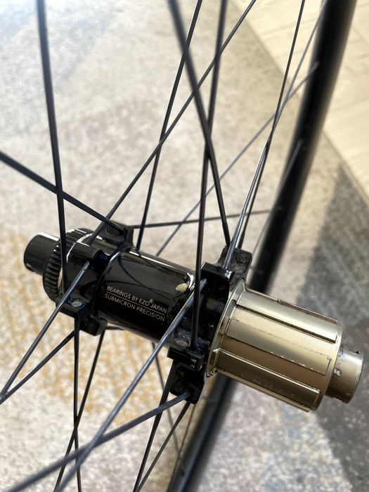 Roata spate cursiera Hunt 50 Carbon Aero Disc