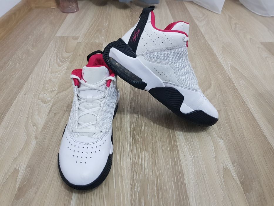 Adidasi Air Jordan mărimea 40 Nike