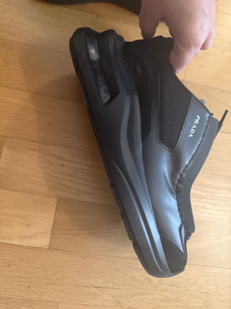 Prada - adidasi (system sneakers)