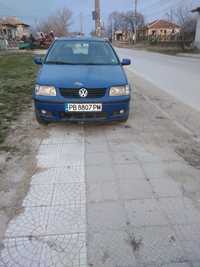 Лек автомобил Volkswagen Polo