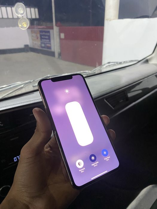 Iphone xs max sotiladi