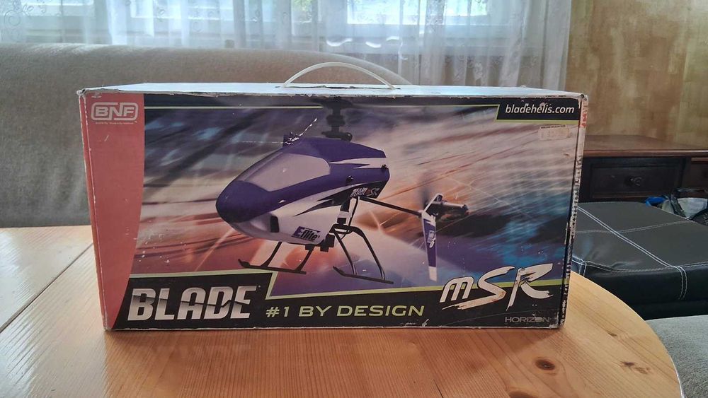 радиоуправляем 3D малък хеликоптер blade mrs 2.4  Ghz