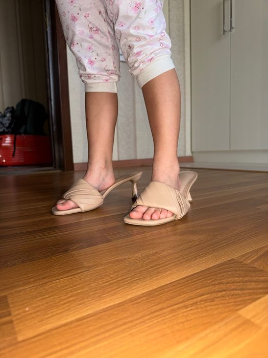 Летние босоножки