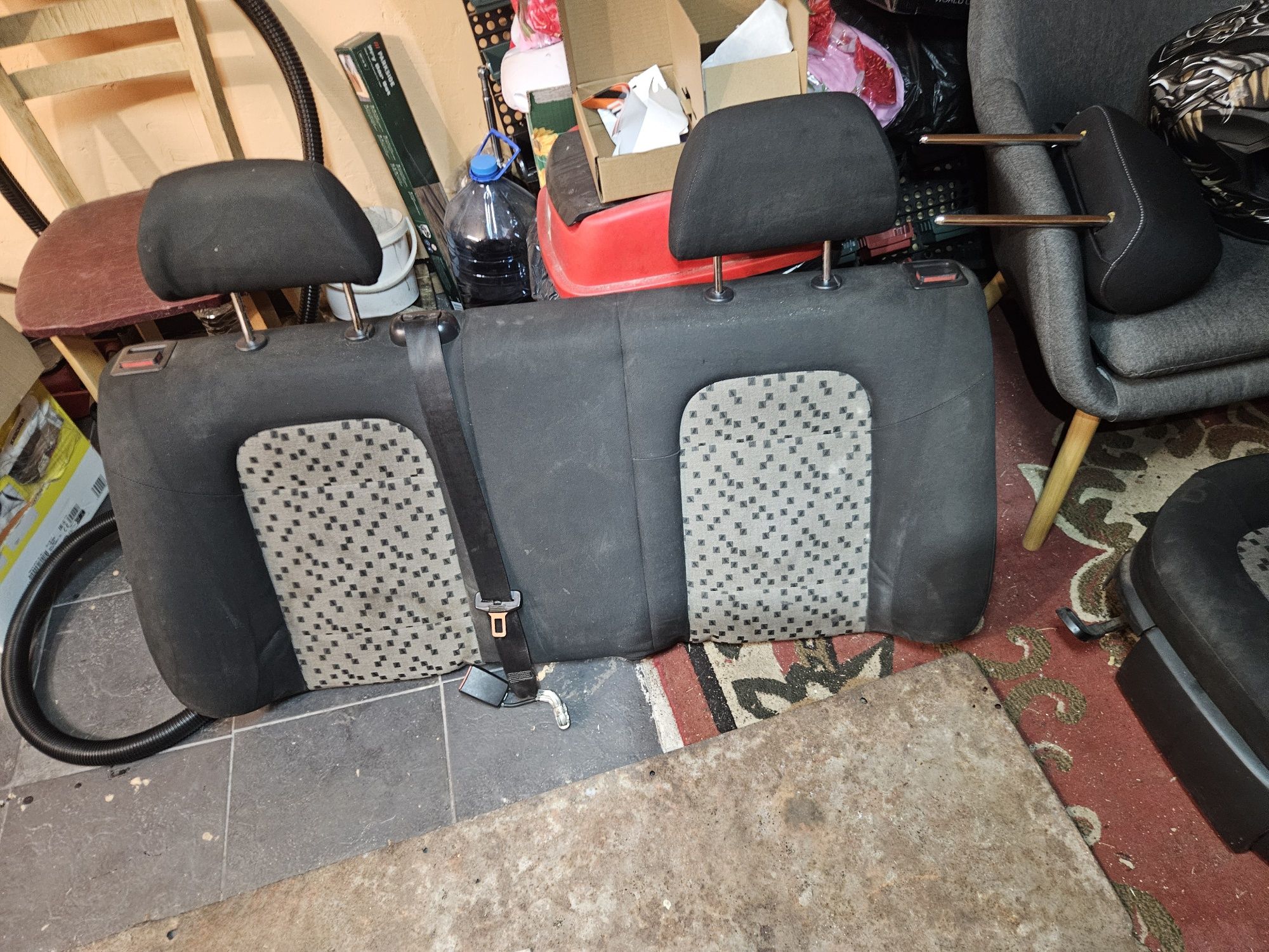 Седалки skoda fabia 1