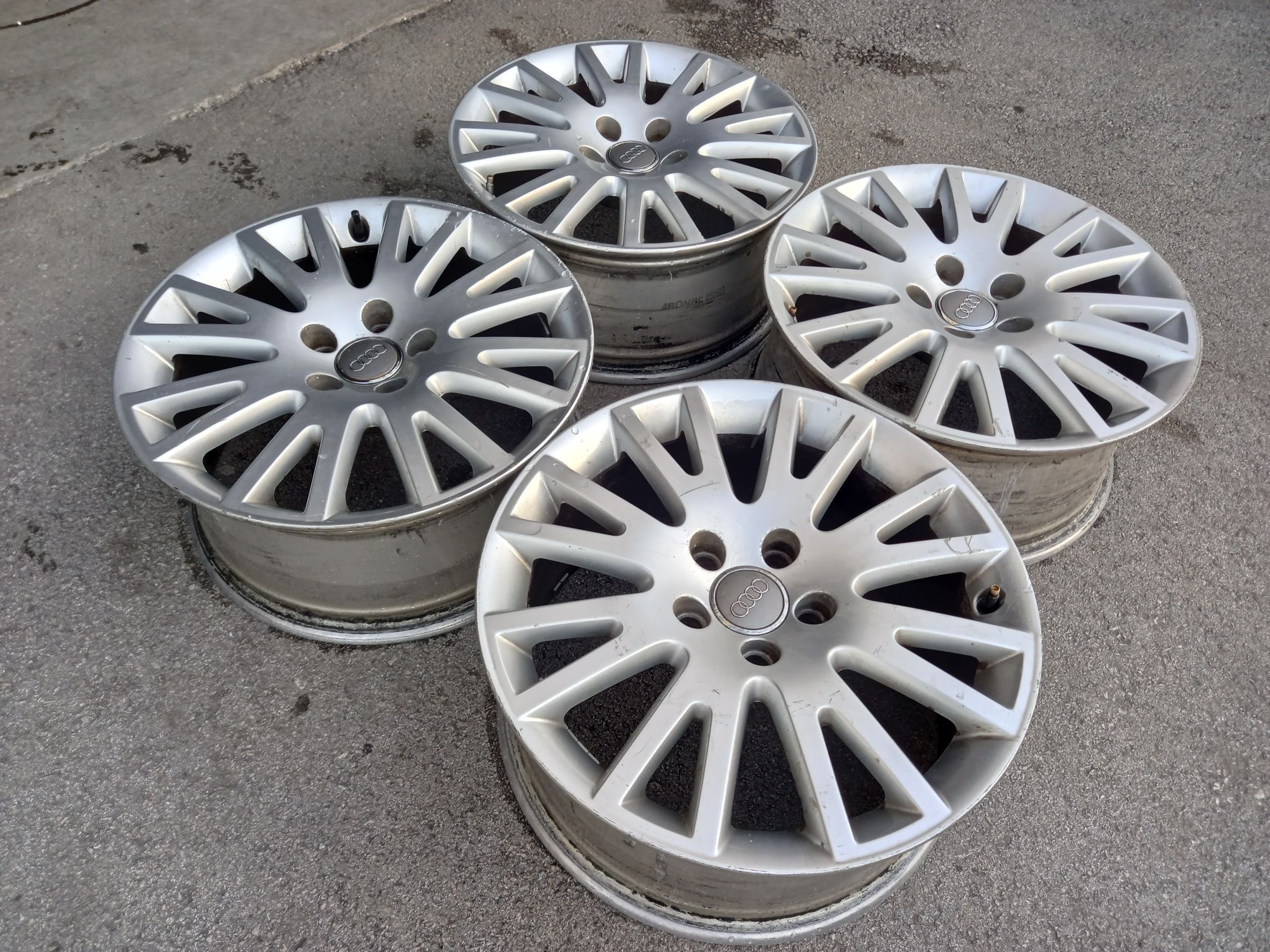 5х112/17 с гуми Ауди А3 А4 А6 Шкода Сеат 5x112/17 Audi A3 A4 A6