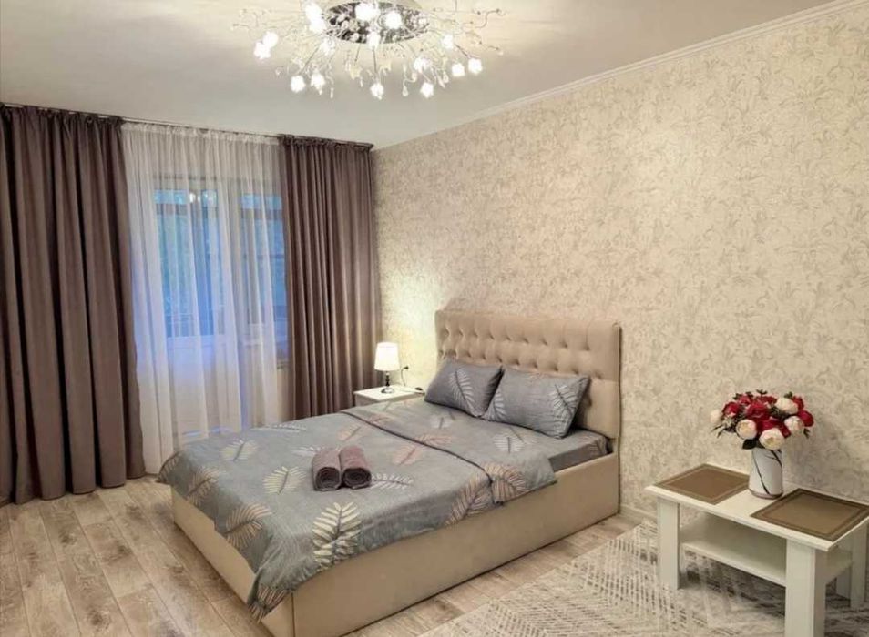 2 ком. посуточно Центр Плаза