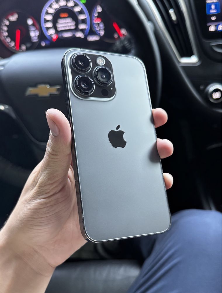 Iphone 13 pro…..