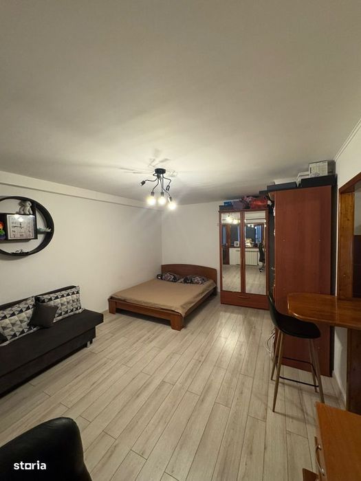 Garsoniera - Renovata - Mobilata si utilata- Metrou Timpuri Noi 10 min