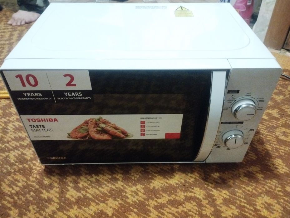 Продам новую микроволновую печь