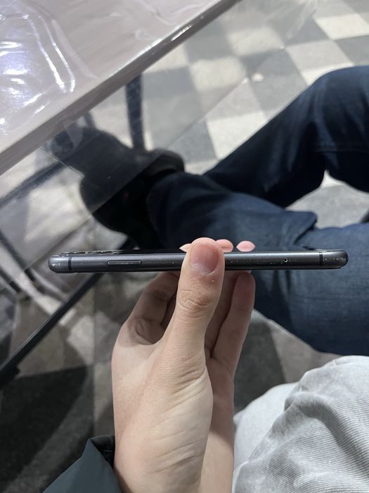 Телефон айфон 11