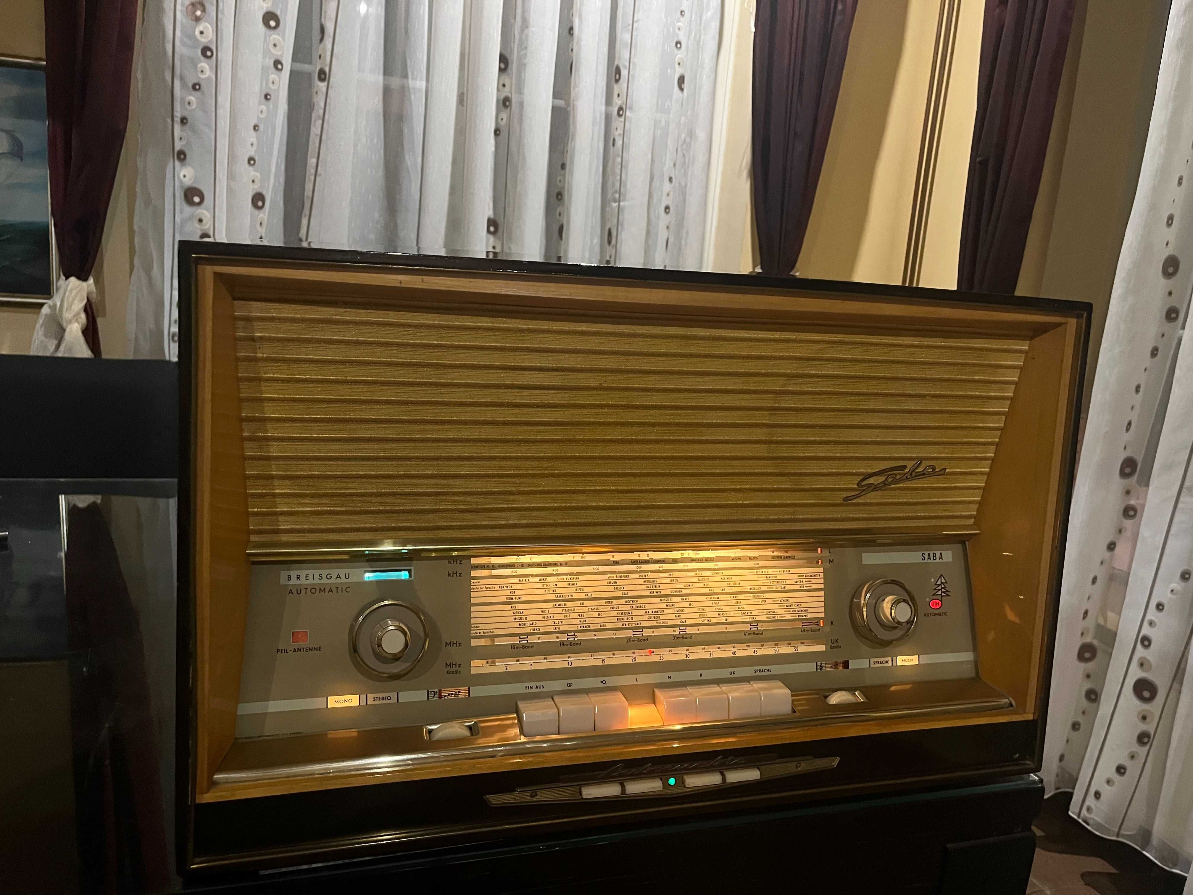 Radio pe lampi Saba Breisgau 12 Automatic Stereo
