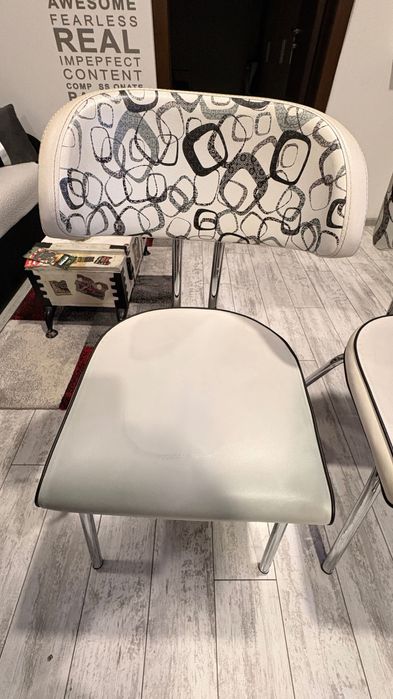 Кухненски столове