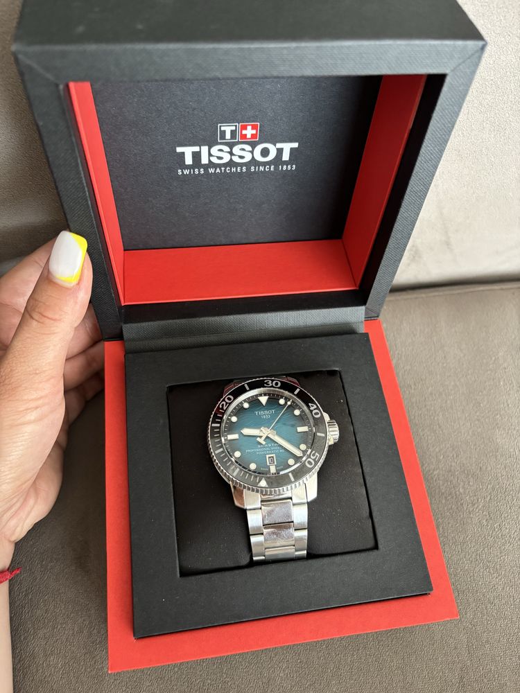Часовник TISSOT SEASTAR 2000