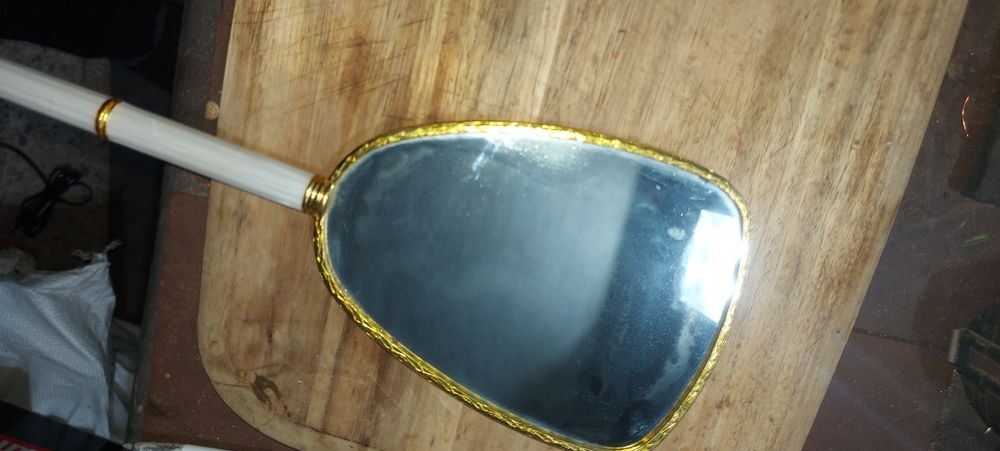 Старо дамско  огледало