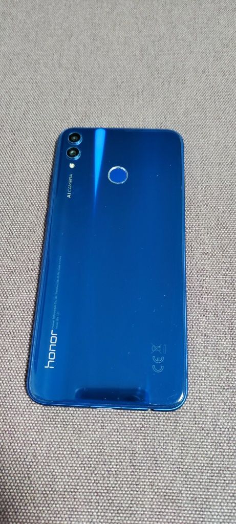 Honor 8X в отличном состоянии и с полным комплектом