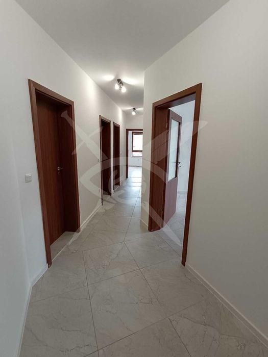 Продава се Тристаен апартамент в Варна, м-т Траката - 121 кв.м за 1885 €/кв.м - Снимка #11
