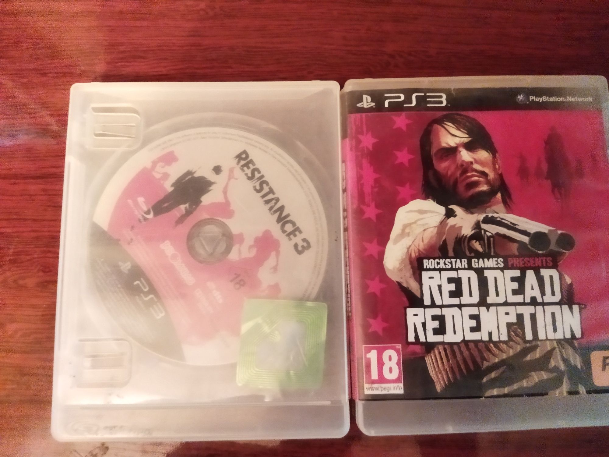 Два диска на PS3 rdr 1 и resistance 3