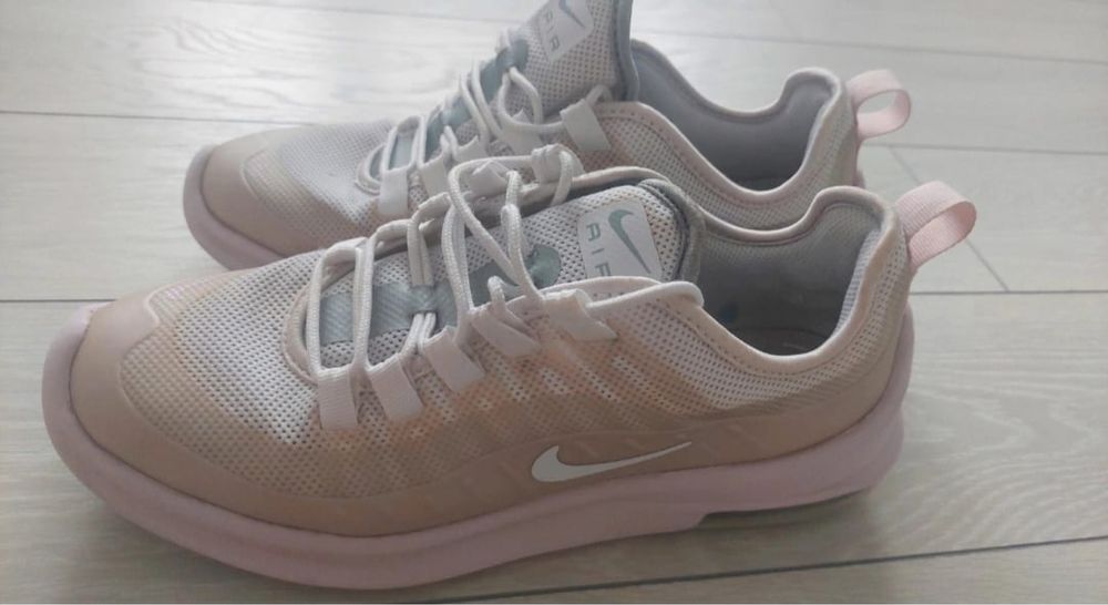 Adidasi Nike Air Max marimea 39