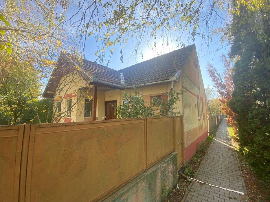 Casa de Vanzare!Refugiu perfect pentru familie, aproape de oraș!