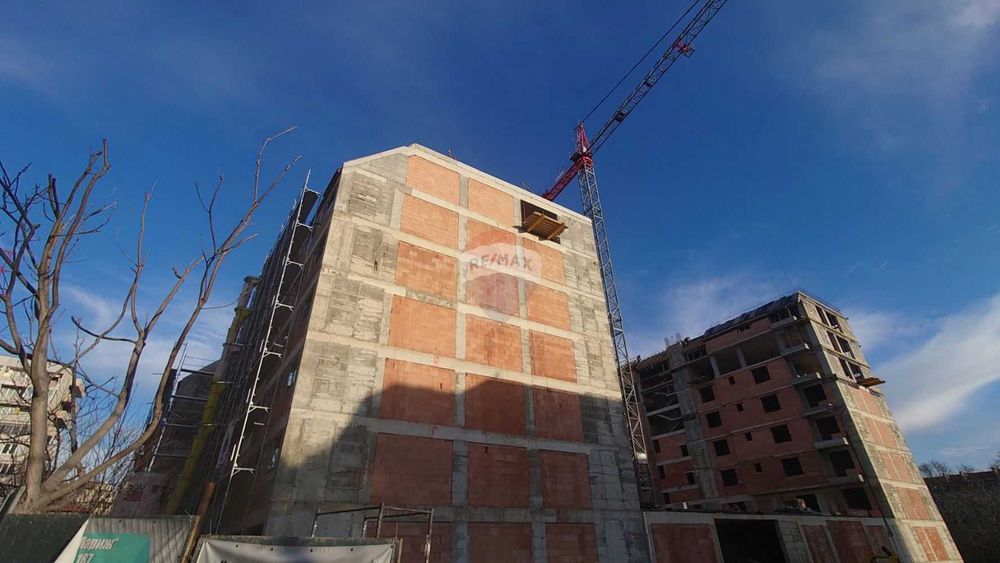 Продава се Тристаен апартамент в Варна, Център - 119 кв.м за 1595 €/кв.м - Снимка #12