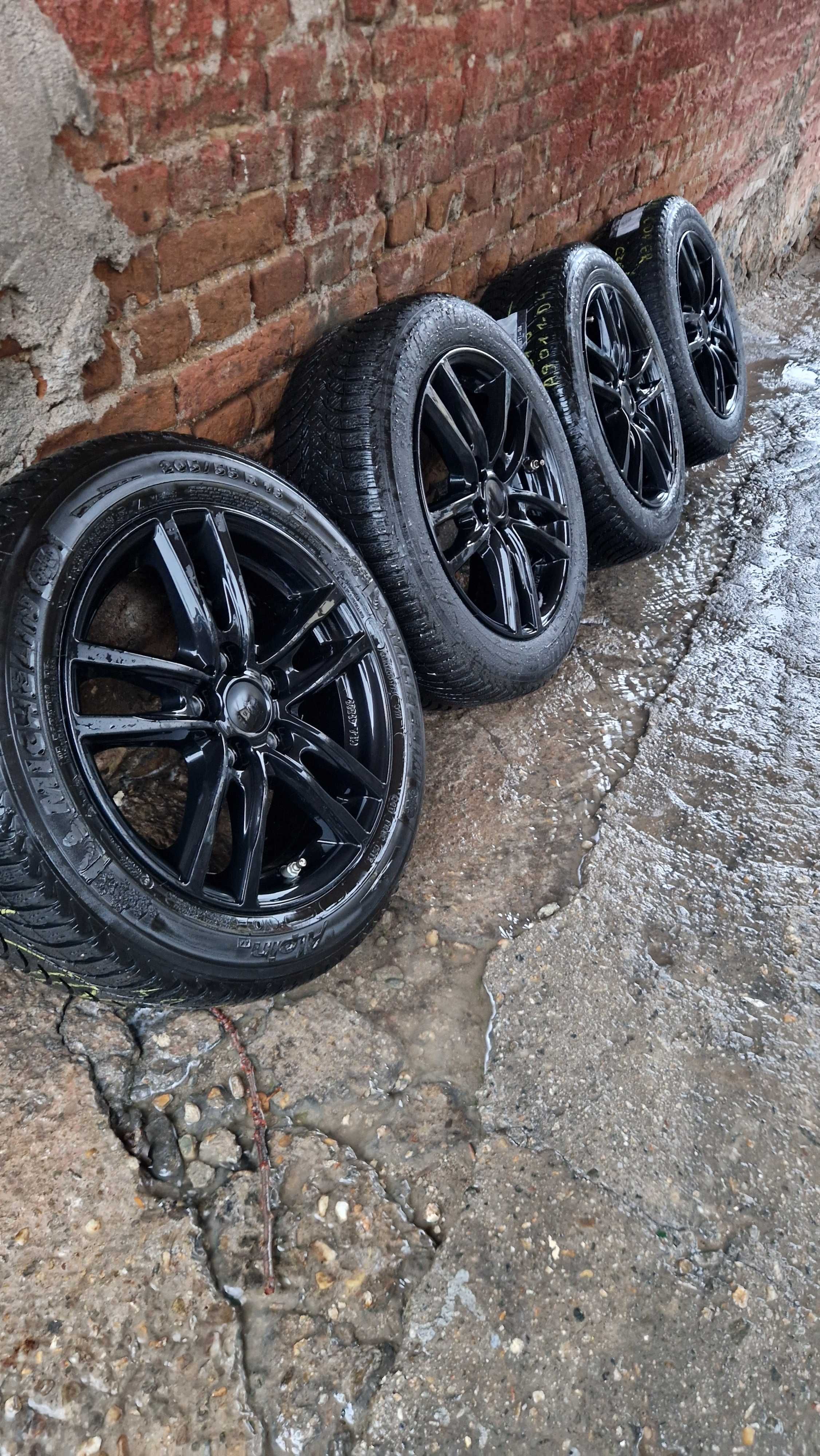 VW,VAG GRUP джанти със зимни гуми 205/55/16 7J×16 ET52 5×112 + сензори