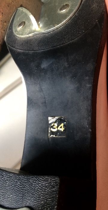 Зимни кънки с обувки от Германия размер 34 белите и 43/44 черните