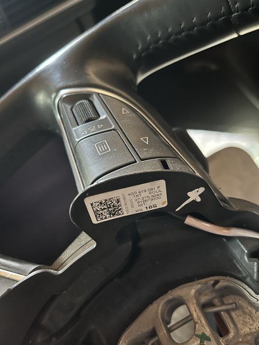 Audi волан с кожен ейрбег