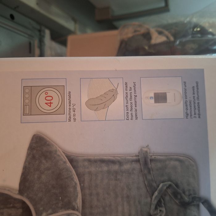 Електрически затоплящ нагревател за врат, рамене и гръб подходящ при р